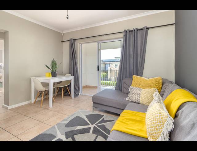 2 BEDROOM APARTMENT FOR SALE IN BURGUNDY ESTATE